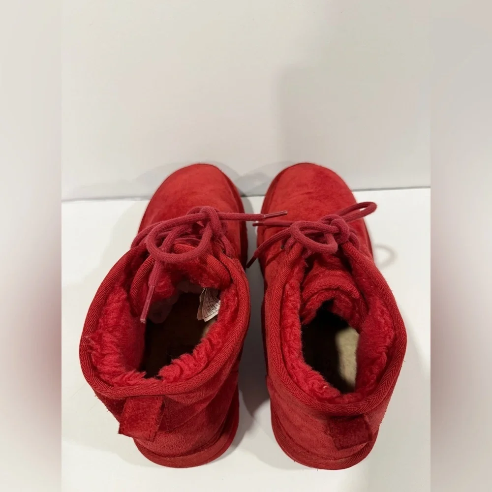 UGG Neumel Boots Red Suede Shearling Lined Chukka Men’s 8 Women’s 9.5